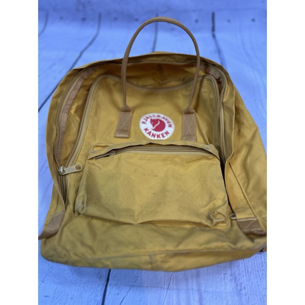 Fjallraven Kanken Classic Backpack Daypack Bag Ochre Yellow Medium Canvas - Picture 8 of 10
